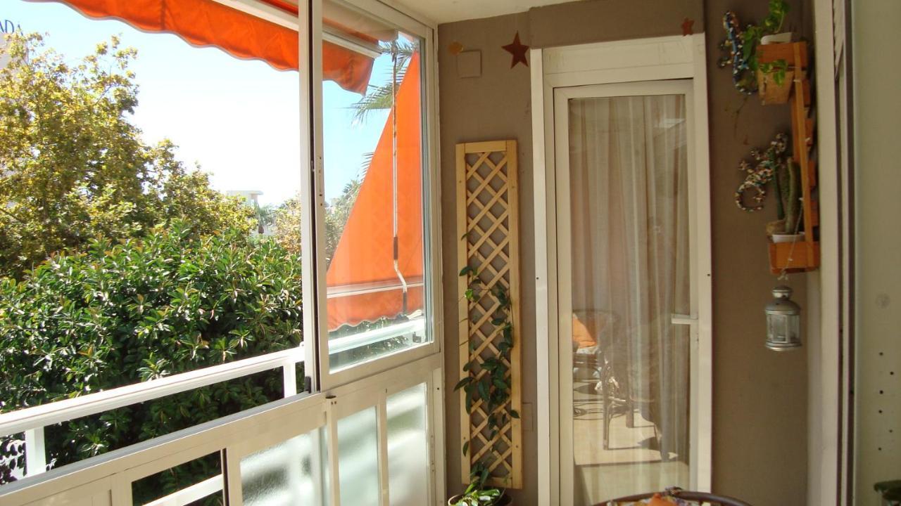 Apartamento La Carihuela - Urb. Eurosol Apartman Torremolinos Kültér fotó