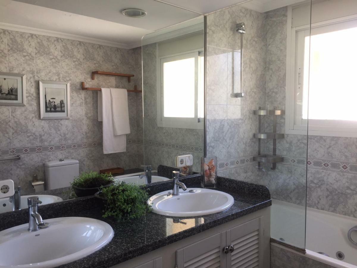Apartamento La Carihuela - Urb. Eurosol Apartman Torremolinos Kültér fotó